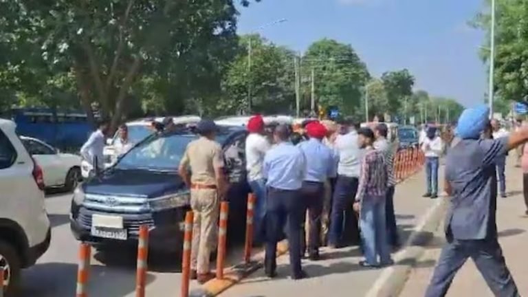 आपस में ही भिड़ी पंजाब और चंडीगढ़ पुलिस, कस्टडी को लेकर हुआ बवाल