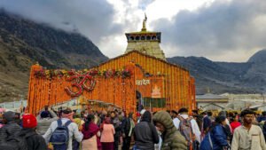 जय बाबा केदार… शीतकाल के लिए बंद हुए केदारनाथ धाम के कपाट