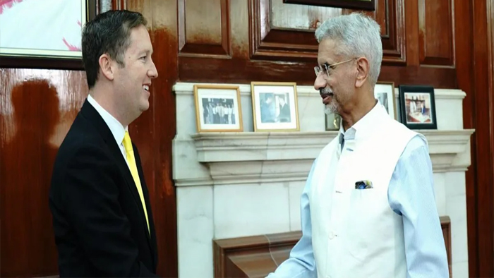 अमेरिकी राजदूत सर्जियो गोर ने विदेश मंत्री जयशंकर से की मुलाकात