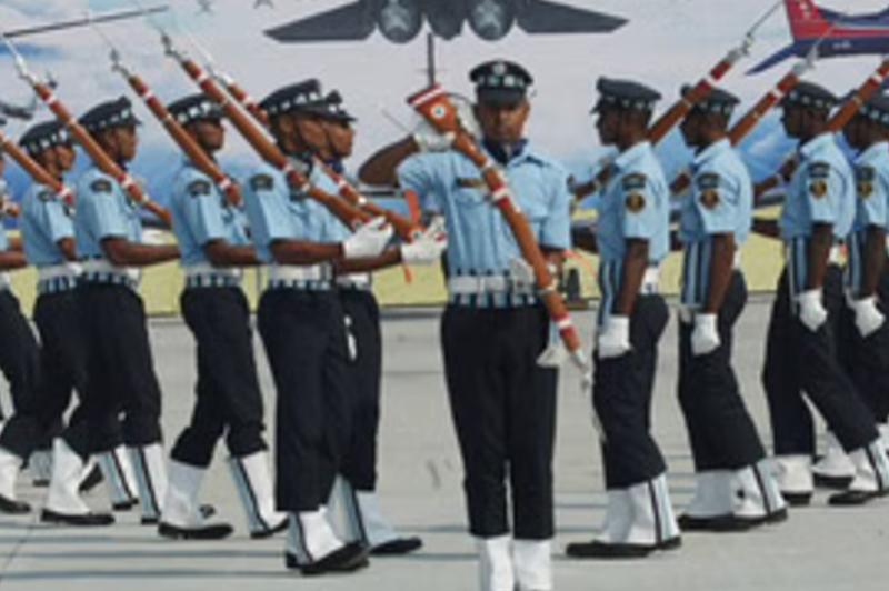 आसमान में गरजा भारत का शौर्य, वायुसेना दिवस पर जवानों को मिला सम्मान