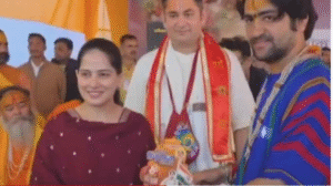 बागेश्वर बाबा की पदयात्रा में जया किशोरी हुईं शामिल, 9वें दिन मथुरा में पड़ा पड़ाव