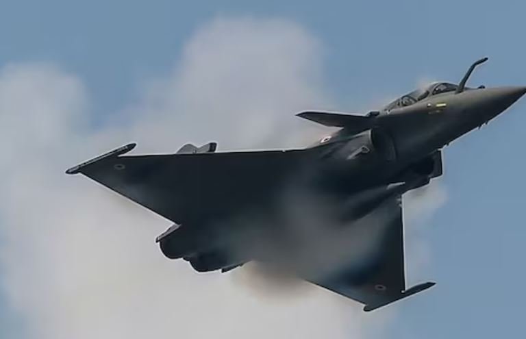 ऑपरेशन ‘त्रिशूल’ में भारत की युद्ध शक्ति का प्रदर्शन, अपाचे हेलीकॉप्टर और T-90 टैंक ने लहराया परचम