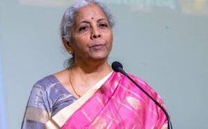 वित्त मंत्री के नाम पर लोगों से की जा रही ठगी