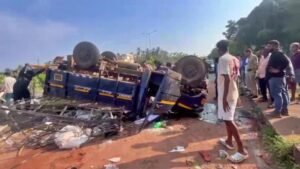 उडुपी में NH-66 पर पलटा वाहन, 5 मजदूरों की मौत, असम-त्रिपुरा के निवासी