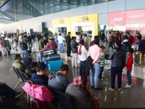 पटना एयरपोर्ट पर 24 उड़ानें अचानक रद्द, सबसे ज्यादा प्रभावित हैदराबाद और दिल्ली रूट पटना एयरपोर्ट पर 24 उड़ानें अचानक रद्द, सबसे ज्यादा प्रभावित हैदराबाद और दिल्ली रूट