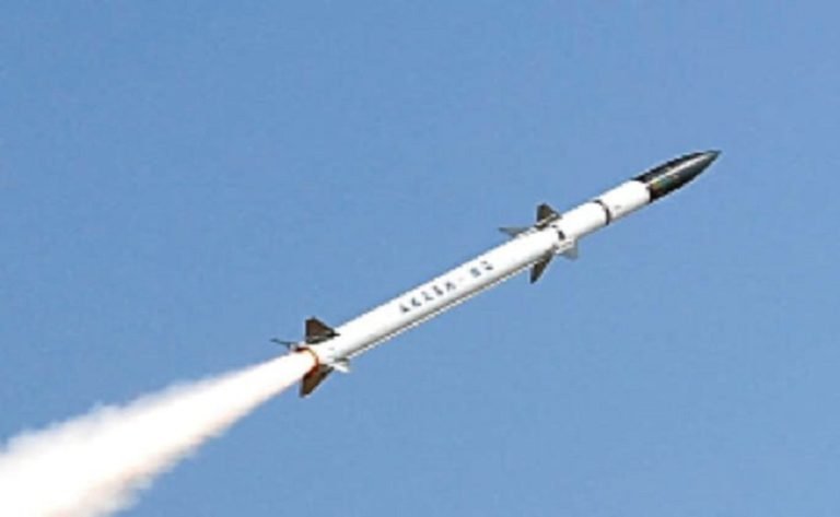 स्वदेशी मिसाइल Akash-NG का सेना में शामिल होने का रास्ता साफ… जानें इसकी खासियत