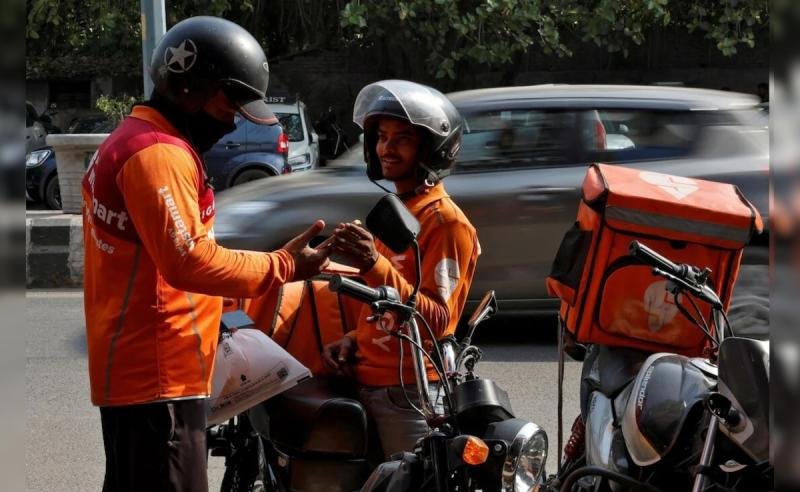 गिग वर्कर्स की मांगों पर हड़ताल, सामान की तुरंत डिलीवरी नहीं, नए साल में होगा असर