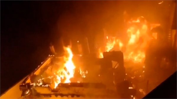 गणतंत्र दिवस के जश्न में मातम, झांकी में आग लगने से 5 बच्चे झुलसे