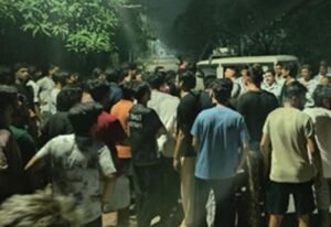 बीएचयू में दो हॉस्टल के छात्रों में हुई मारपीट, एक पीजी छात्र गंभीर रूप से घायल बीएचयू में दो हॉस्टल के छात्रों में हुई मारपीट, एक पीजी छात्र गंभीर रूप से घायल