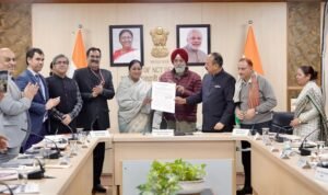 दिल्ली में नगर विकास को बढ़ावा, सरकार ने MCD को दिए 500 करोड़ दिल्ली में नगर विकास को बढ़ावा, सरकार ने MCD को दिए 500 करोड़