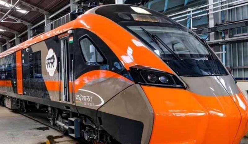 रेलवे की वंदेभारत स्लीपर में कोचों की संख्या बढ़ाने की तैयारी