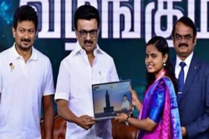 फरवरी अंत तक पूरा होगा तमिलनाडु में कॉलेज स्टूडेंट्स के लिए मुफ्त लैपटॉप योजना का पहला चरण