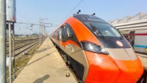 बेंगलुरु–पुणे रूट पर प्रीमियम ट्रेन, कर्नाटक को दो वंदे भारत