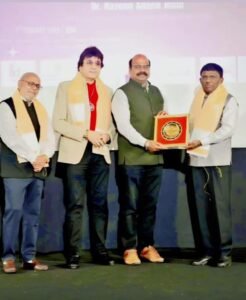 इंडिया प्राइड अवार्ड से समाज के विशिष्ट योगदानकर्ता हुए सम्मानित, मप्र की विभूतियों को गोवा में नवाजा गया इंडिया प्राइड अवार्ड से समाज के विशिष्ट योगदानकर्ता हुए सम्मानित, मप्र की विभूतियों को गोवा में नवाजा गया