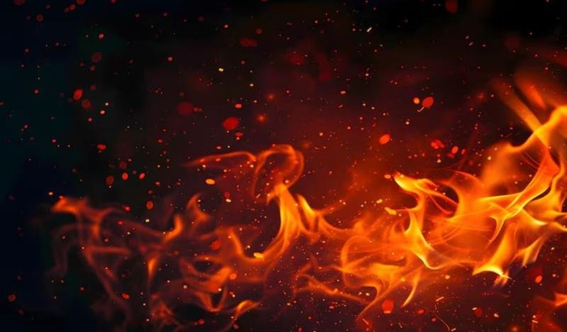 पटाखा फैक्ट्री में आग, 8 की मौत