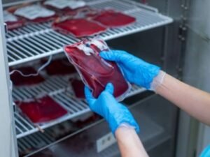 बच्चों को चढ़ाया गया एचआईवी संक्रमित रक्त, हाईकोर्ट के आदेश पर एफआईआर दर्ज बच्चों को चढ़ाया गया एचआईवी संक्रमित रक्त, हाईकोर्ट के आदेश पर एफआईआर दर्ज