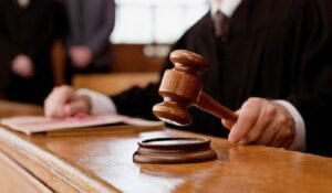 सबरीमाला मंदिर मामले में पंकज भंडारी को राहत नहीं, गिरफ्तारी के खिलाफ याचिका खारिज सबरीमाला मंदिर मामले में पंकज भंडारी को राहत नहीं, गिरफ्तारी के खिलाफ याचिका खारिज