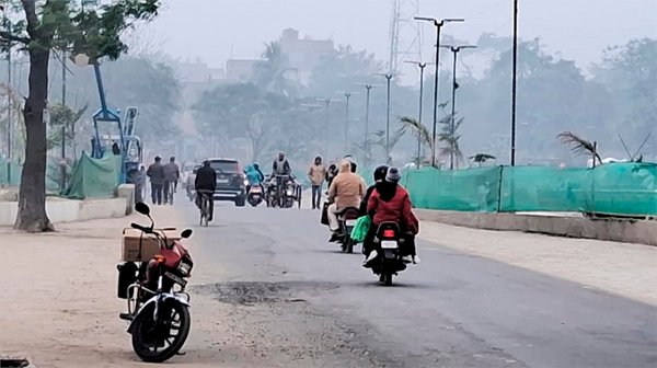 दक्षिण में भारी बारिश का अलर्ट, उत्तर में चढ़ेगा पारा; पढ़ें मौसम विभाग का अपडेट